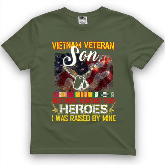 Proud Son of A Vietnam Veteran My Dad Mom is A Hero T-Shirt