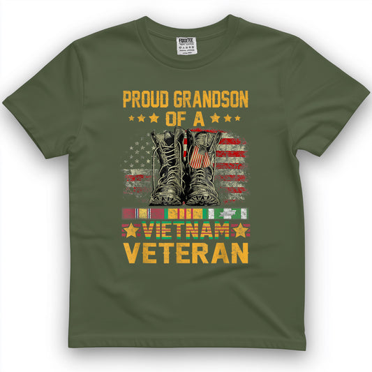Proud Grandson of A Vietnam Veteran Flag American USA T-Shirt
