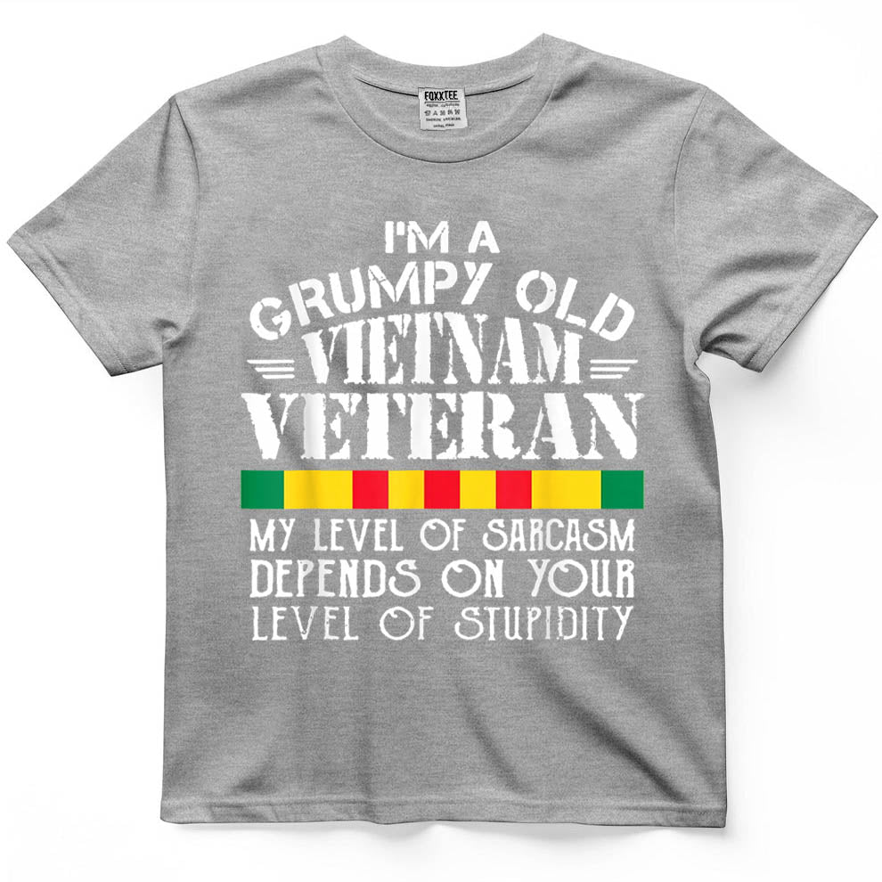 Never Underestimate an Old Man Who is Also Vietnam Veteran T-Shirt