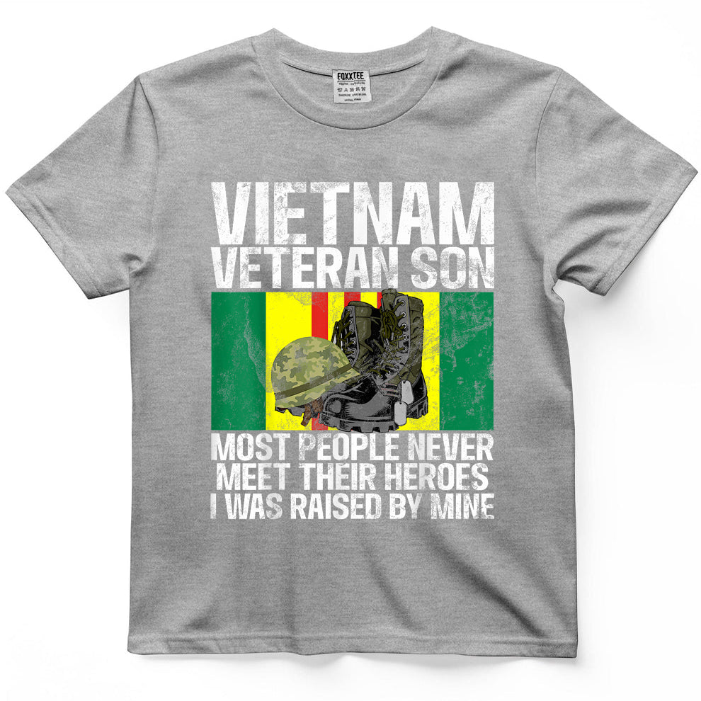 Vietnam Veteran Son Soldier Patriotic Army Vet Grandson T-Shirt