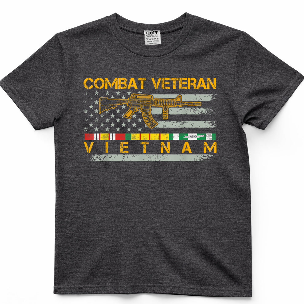 Vietnam Combat Veterans US Flag Vietnam War Military Veteran T-Shirt