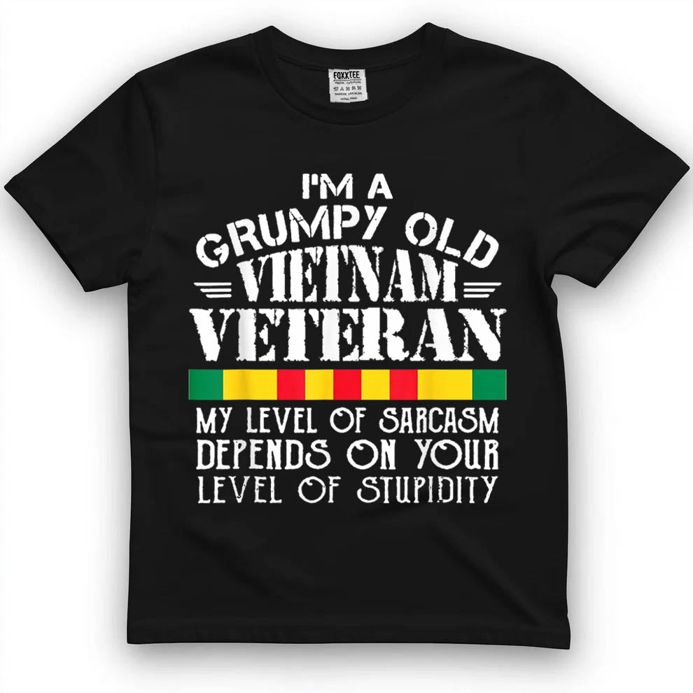 Never Underestimate an Old Man Who is Also Vietnam Veteran T-Shirt